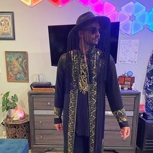 Meet your Posher, Adam